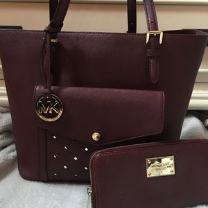Authentic Michael Kors handbag and wallet